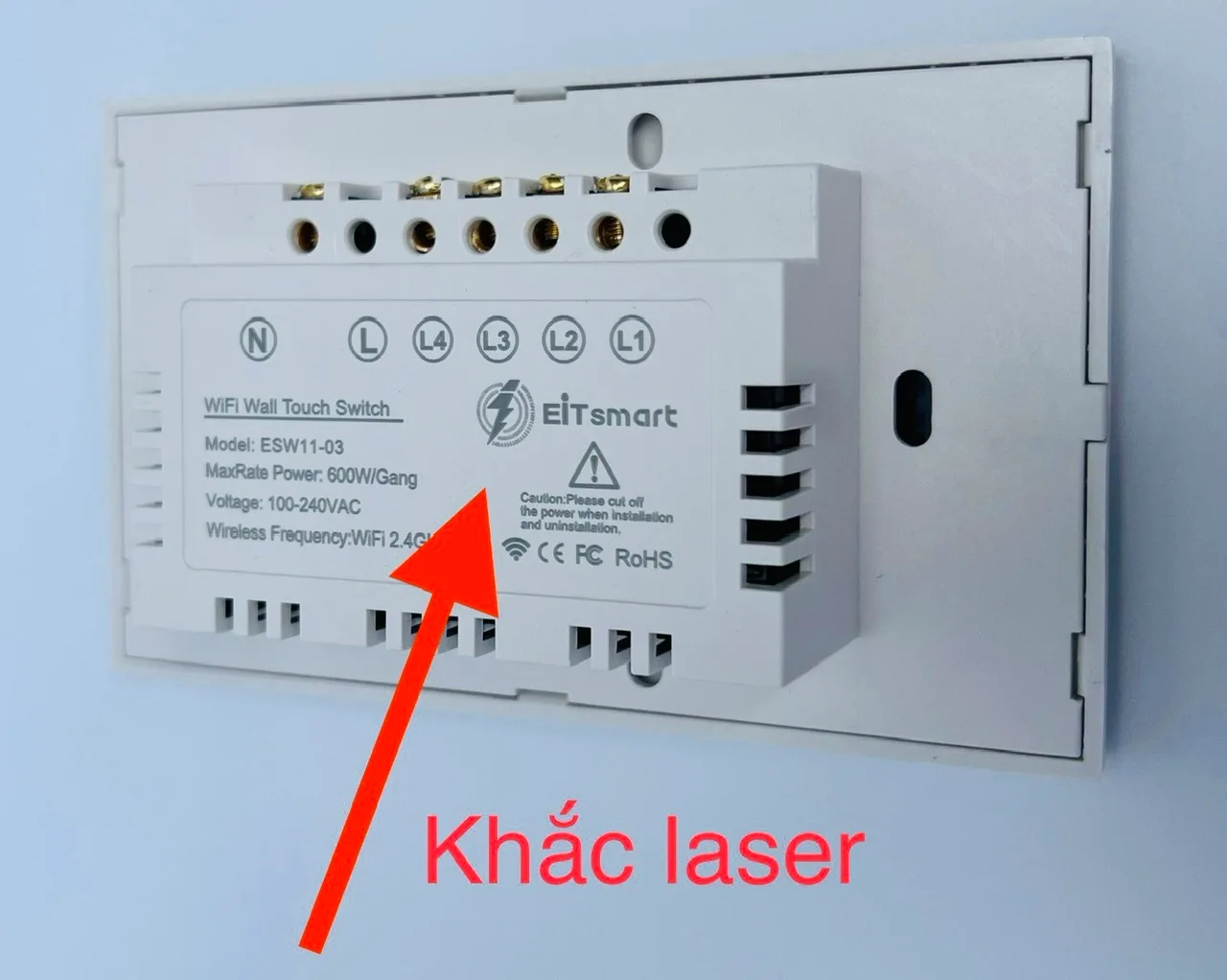 Tem nhãn được khắc laser lên sản phẩm